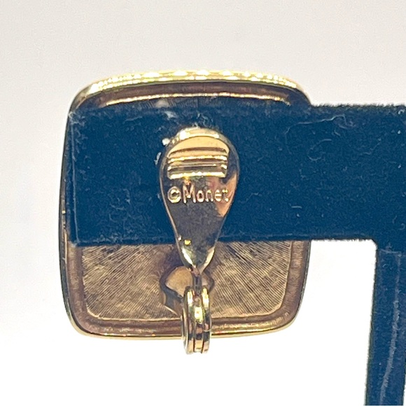 Vintage Monet Red Enamel Square Clip On Earrings Gold Tone - Picture 6 of 10